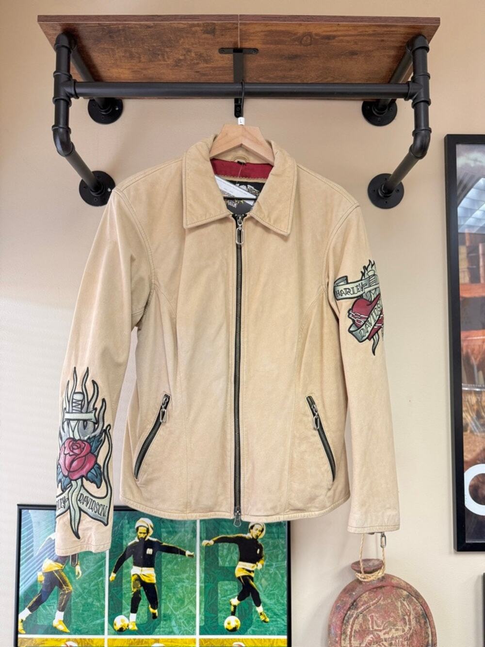 Women's 2004 Harley Davidson Y2K Vintage Tan Suede Tattoo Heart Biker Jacket